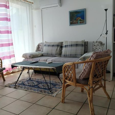 Apartmani Zlatko Pula Exterior foto