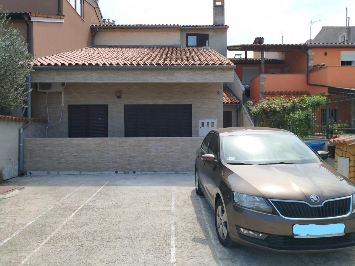 Apartmani Zlatko Pula Exterior foto