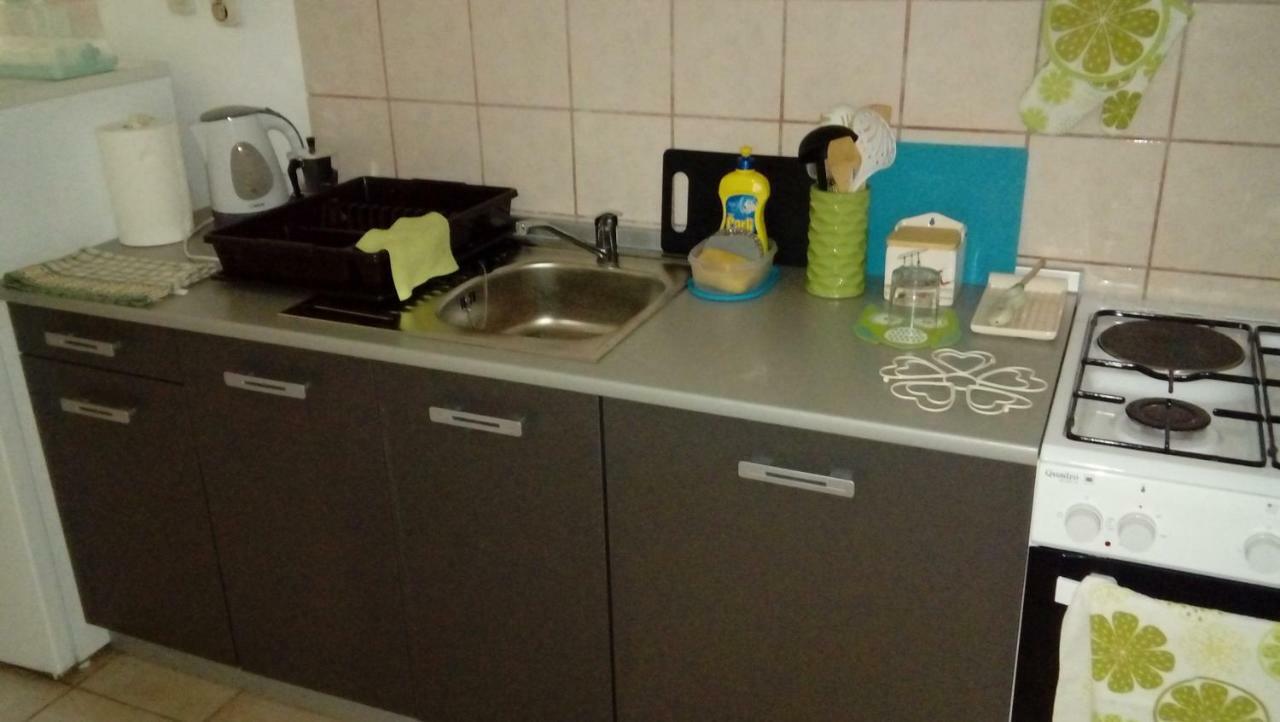 Apartmani Zlatko Pula Exterior foto